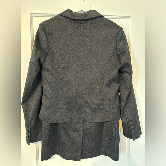 Serrani black blazer suit with skirt, 10 - Picture 2 of 4